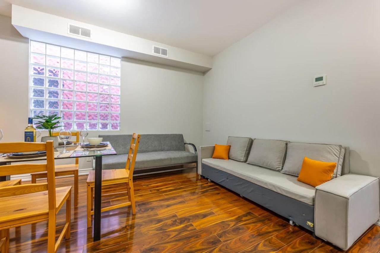 Bright 1br With And Scenic Apartment *