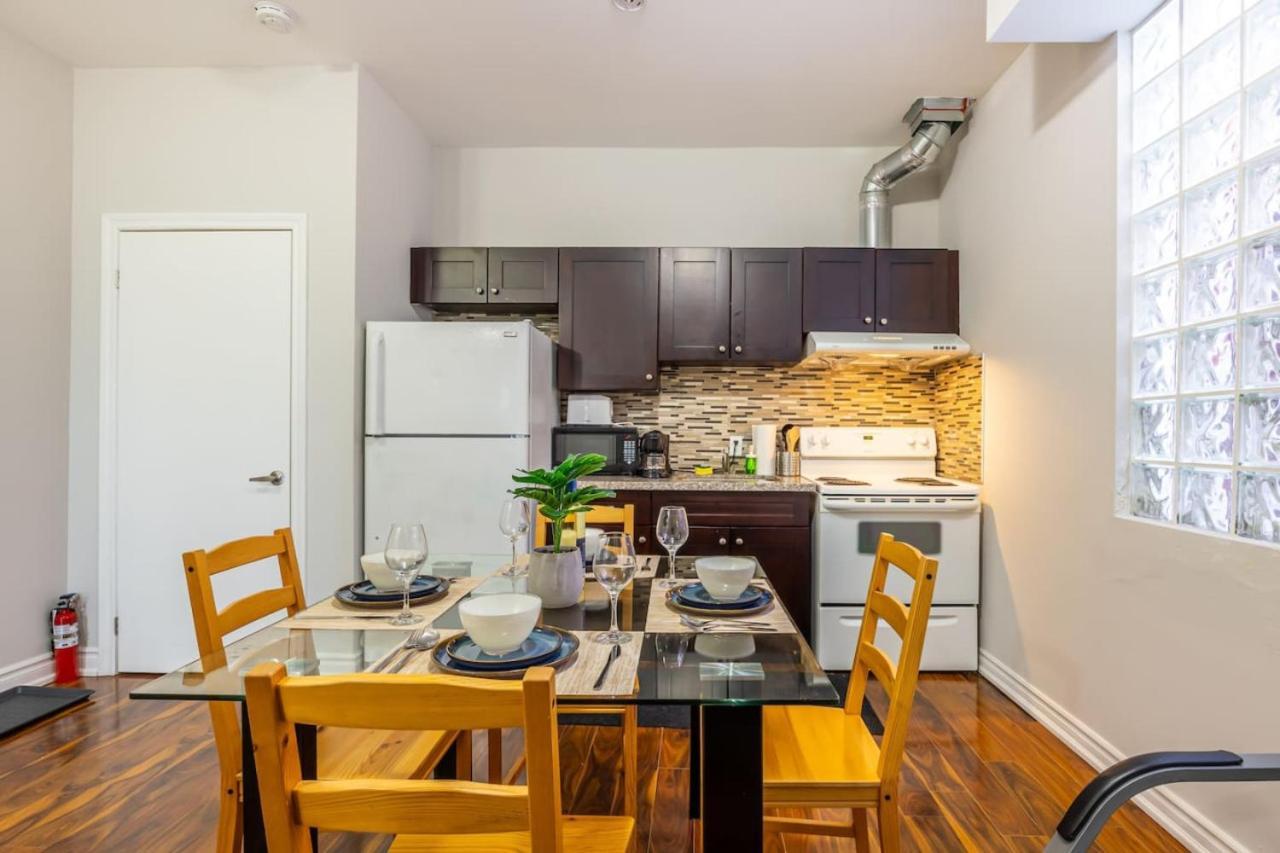 Bright 1br With And Scenic *